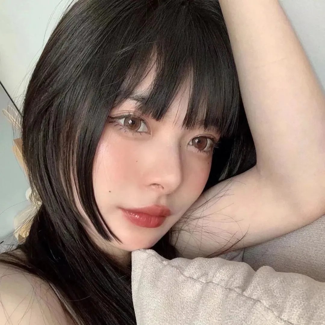 豆满江 海报